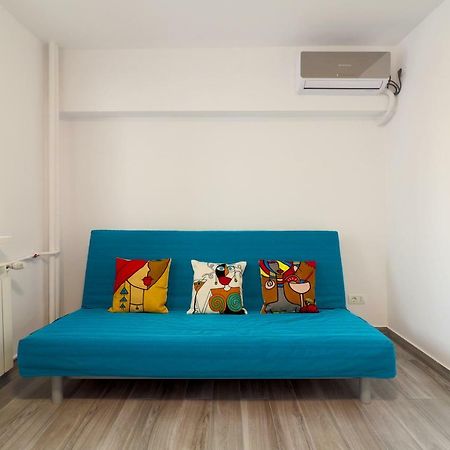 Luxury Olimpia Studio In Bucharest, With Netflix App ภายนอก รูปภาพ
