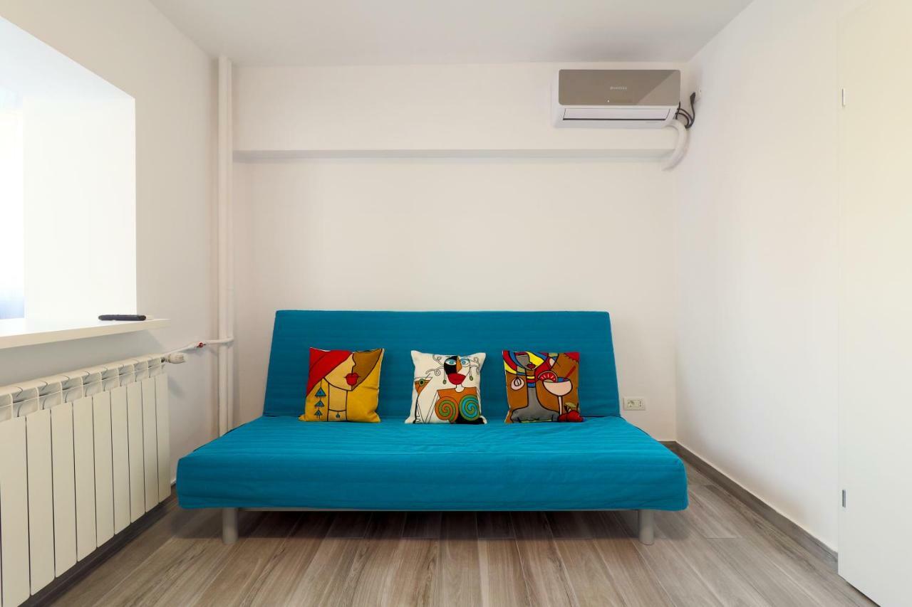 Luxury Olimpia Studio In Bucharest, With Netflix App ภายนอก รูปภาพ