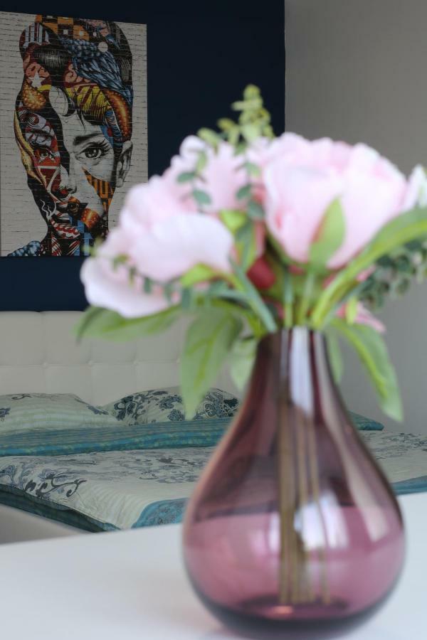 Luxury Olimpia Studio In Bucharest, With Netflix App ภายนอก รูปภาพ